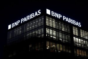 Distressed credit to lure more hedge fund investors next year -BNP survey